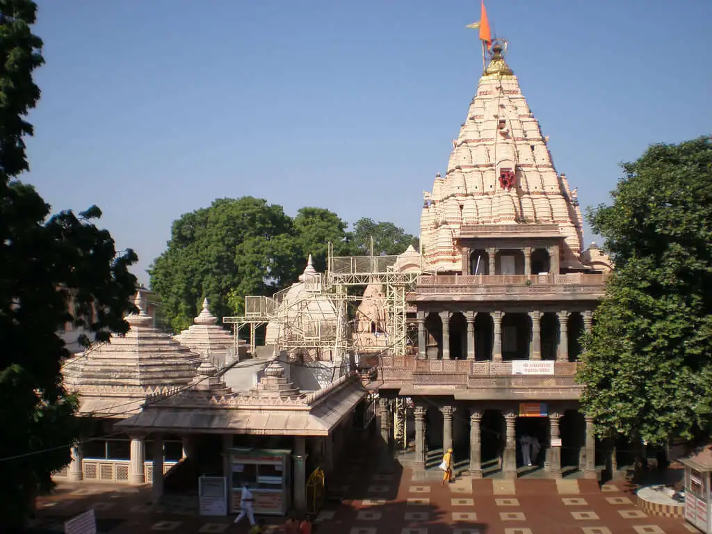 Mahakaleshwar-kb6592tt